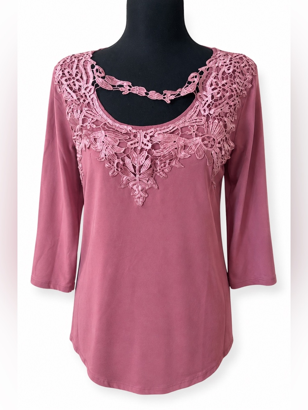BKE Boutique Pink Lace Rayon Tunic Top M NWOT